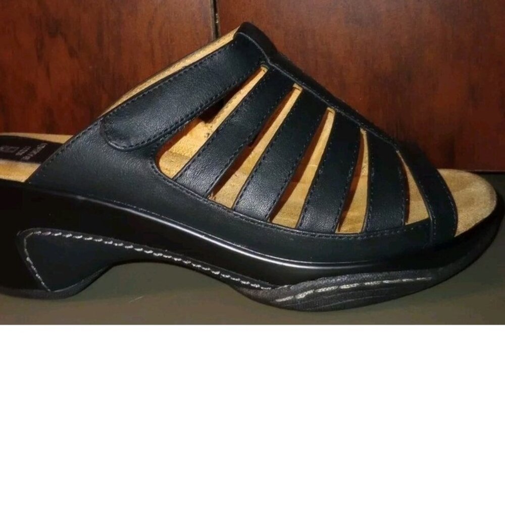 WHITE MOUNTAIN VALENCIA Clog Sandals (Size 9.5, Black) *NEW*